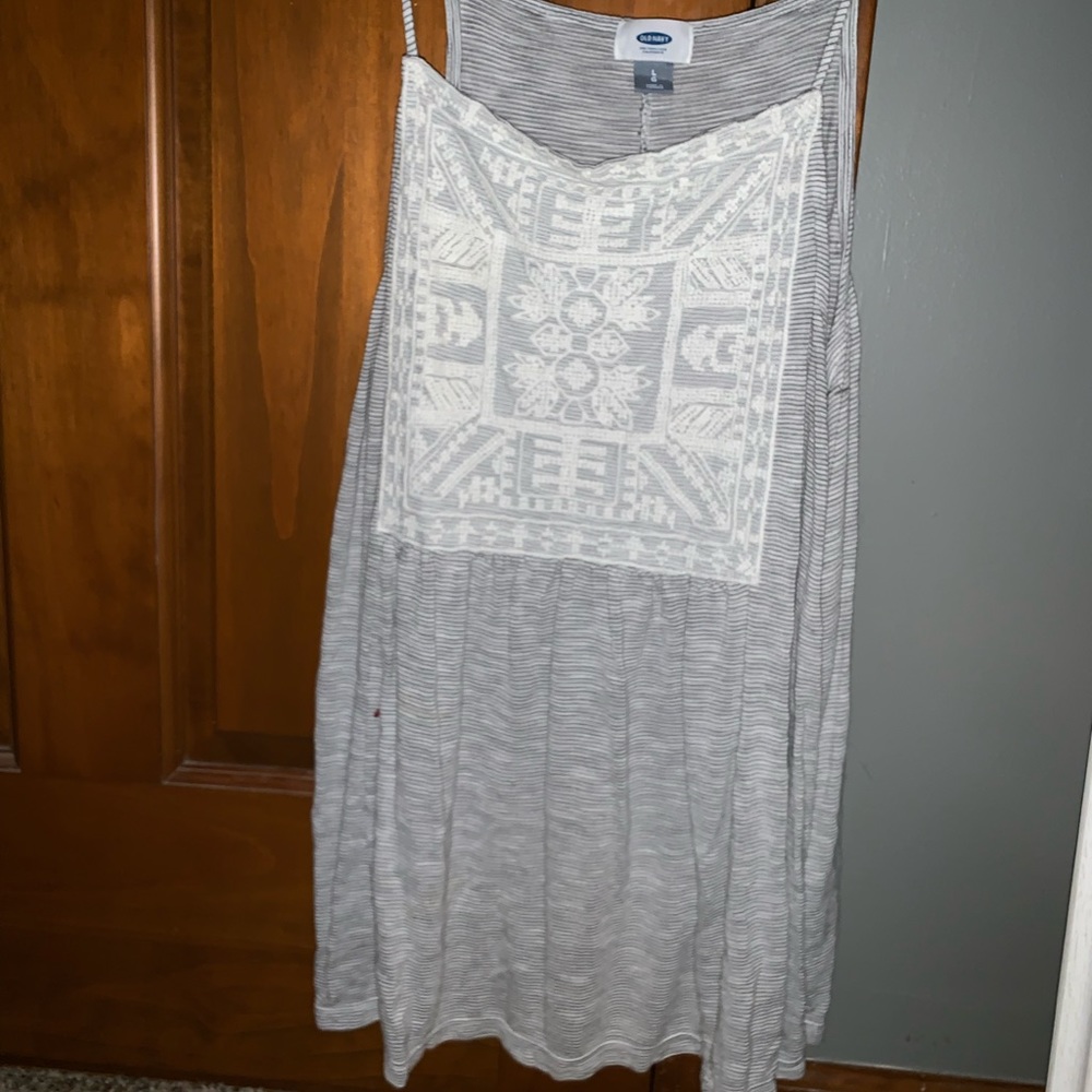 old navy tank